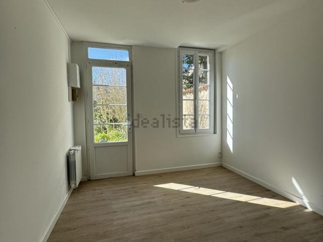 Appartement location à Saint-Vivien, Saintes