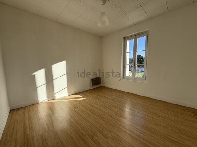 Appartement location à Le Colombier, Salbris