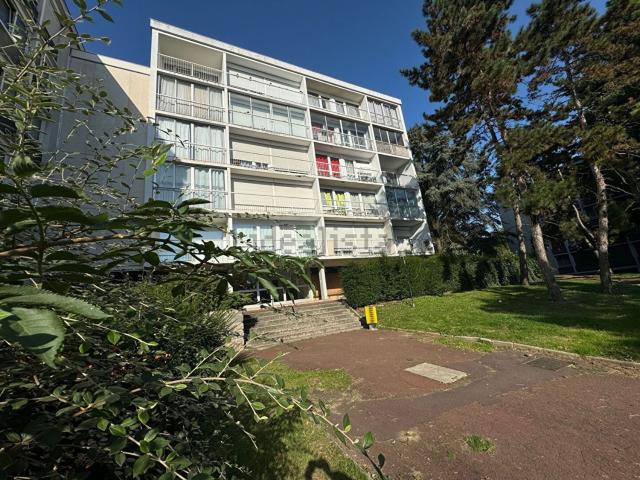 Appartement location à Quartier politique de la Ville Lochères, Sarcelles