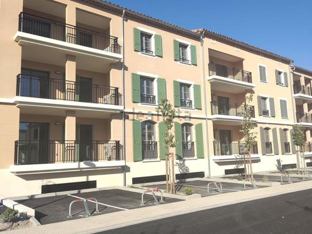 Appartement location à Lotissement Le Platane, Sarrians