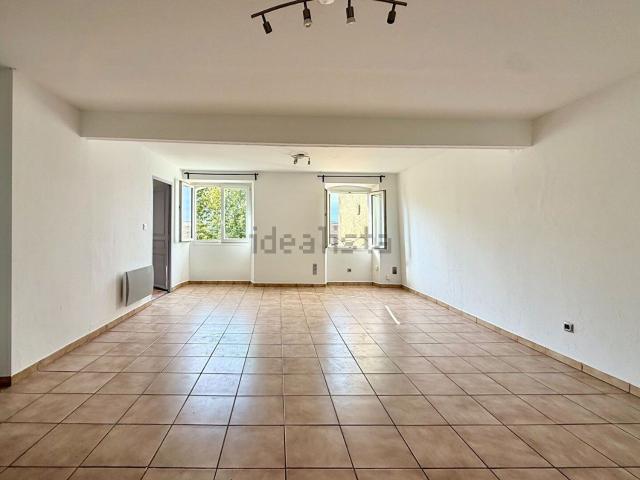 Appartement location à Lotissement Le Béal du Moulin, Sénas