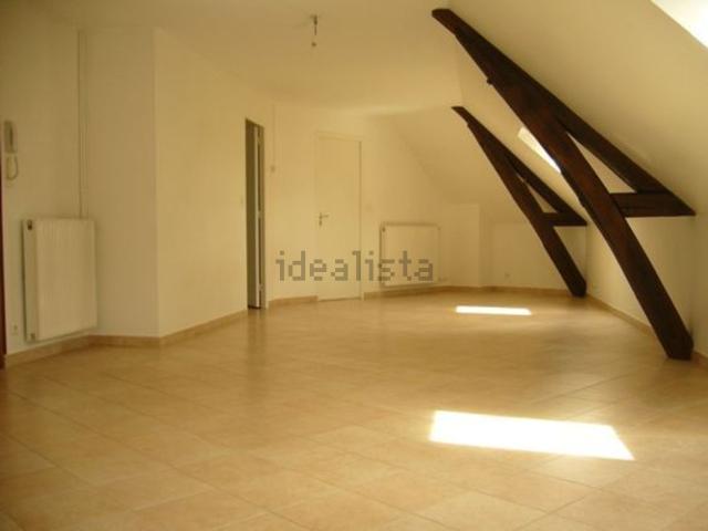 Appartement location à Les Maillots, Sens