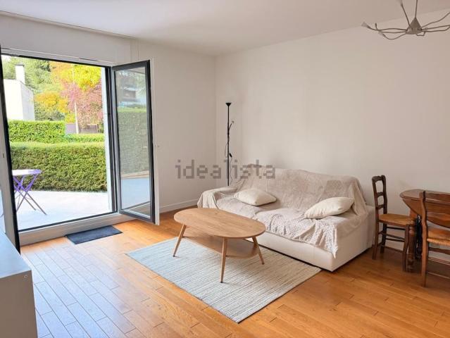 Appartement location à Ernest Renan, Sèvres
