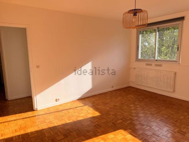 Appartement location à Bruyères - Acacias - Fonceaux, Sèvres
