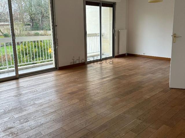Appartement location à Les Bruyères, Sèvres