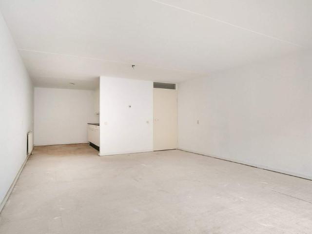 Appartement te huur in Laak, Zuid Holland