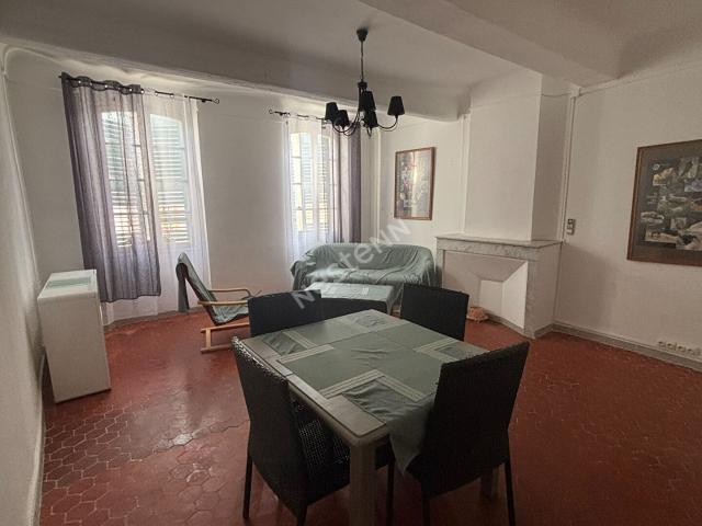 Appartement location à Arrondissement de Toulon, Solliès-pont