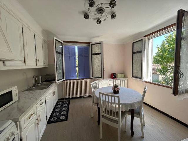 Appartement location à Lotissement les Claux, Ventabren