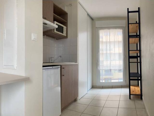 Studio location à Saint-Étienne, Saint-etienne