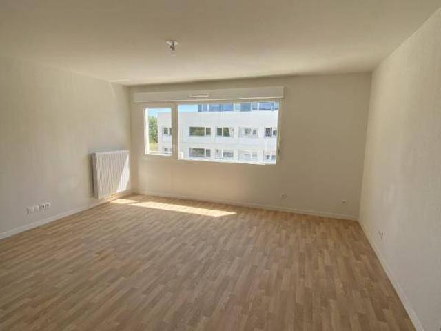 Studio location à Bordeaux, Lormont