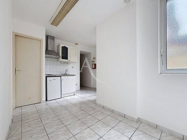 Studio location à Saint-Martin, Juvigné