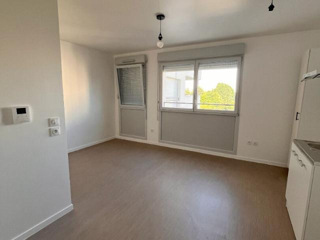Studio location à Palaiseau, Orsay