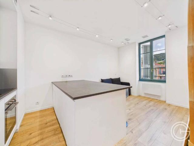 Studio location à Nice