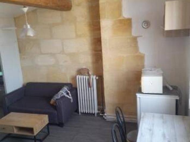 Studio location à Bordeaux, Port de la Lune, Bordeaux