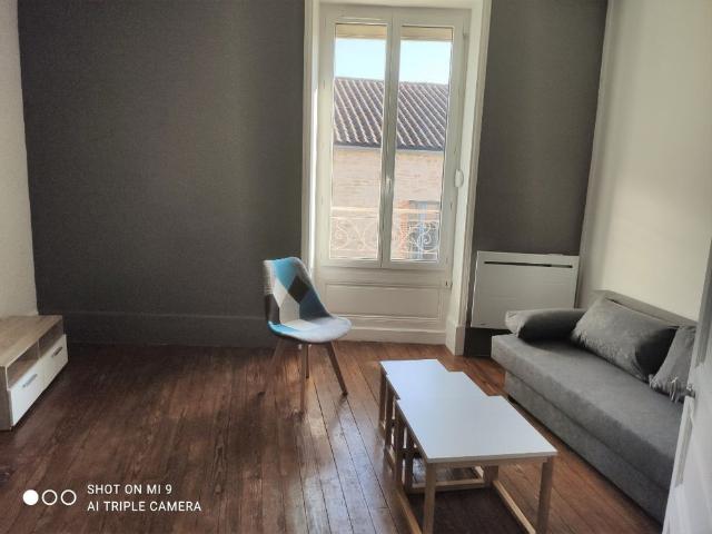 Appartement location à Montfalcon, Tournus