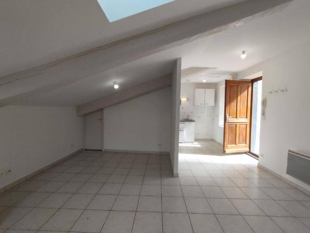 Studio location à Saint-Jean-d'Ardières, Belleville-en-Beaujolais