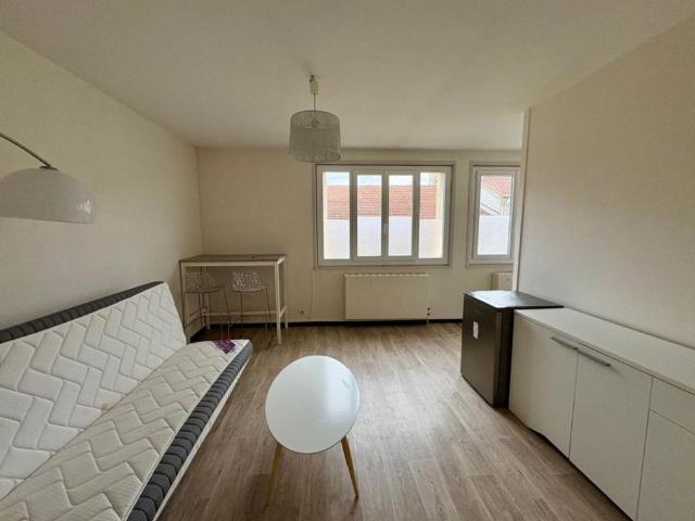 Studio location à Roanne