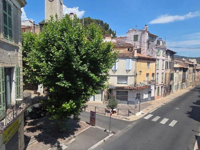 Duplex vente à La Roque, Cuges-les-Pins
