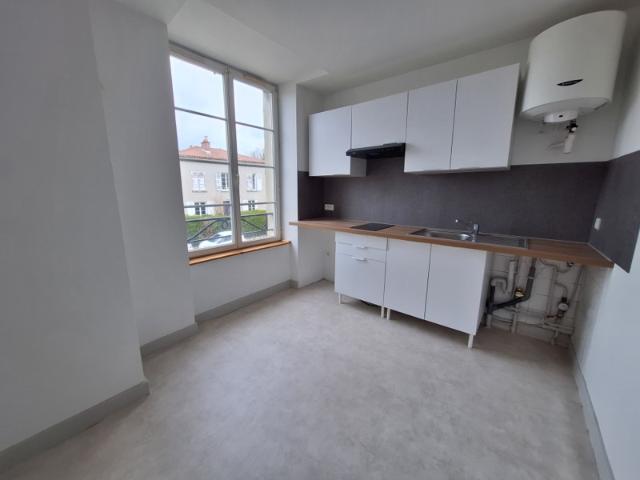 Appartement location à Rochechouart, Oradour-sur-glane