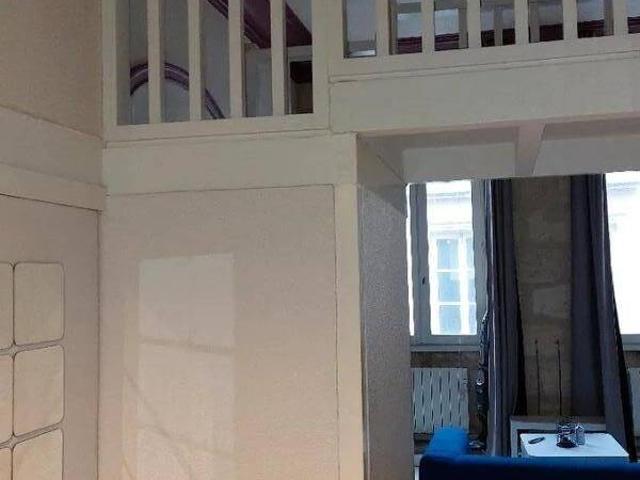 Studio location à Bordeaux, Port de la Lune, Bordeaux