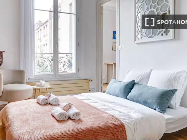 Appartement location à France métropolitaine, Courbevoie