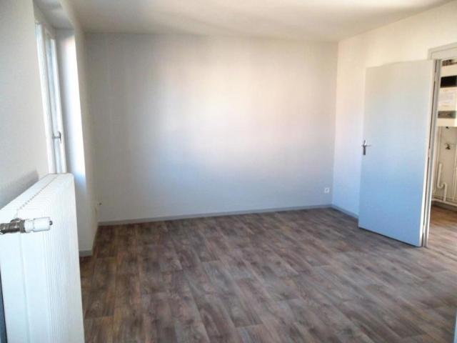 Appartement location à Le Coteau