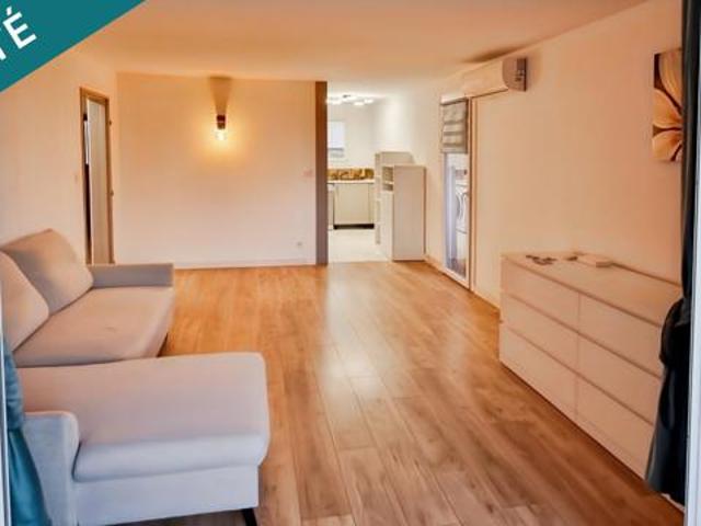 Appartement vente à Arrondissement de Draguignan, Les Adrets-de-l'estérel