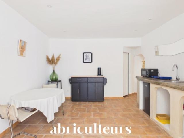 Appartement vente à Aix-en-Provence, Lambesc