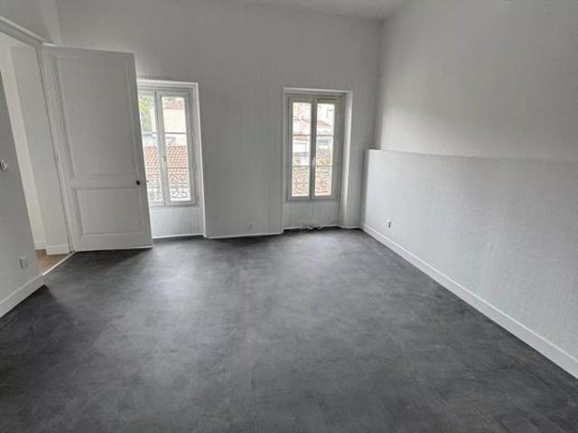 Appartement location à Angoulême, Aignes-et-puypéroux