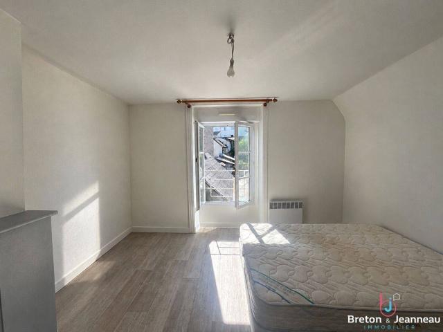 Appartement location à Grenoux-Ribaudières, Laval