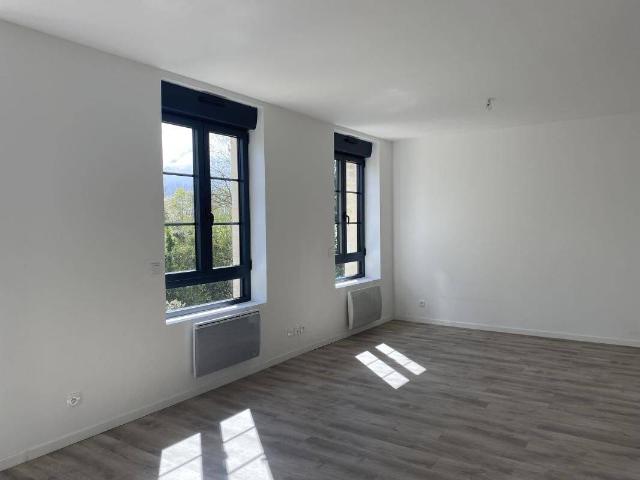 Appartement location à Blaincourt-lès-Précy, Oise