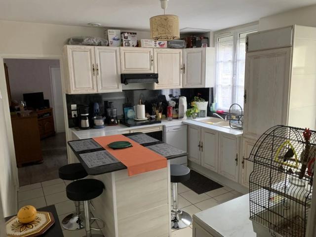 Appartement vente à Bernay, Damville