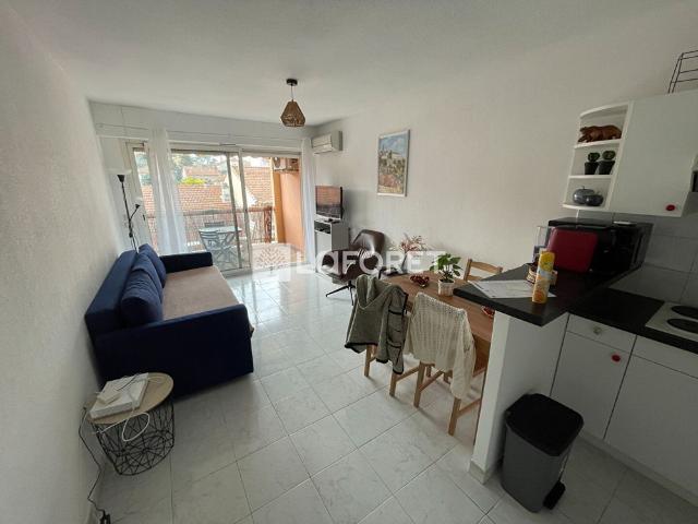 Appartement location à Arrondissement de Draguignan, Saint-raphaël