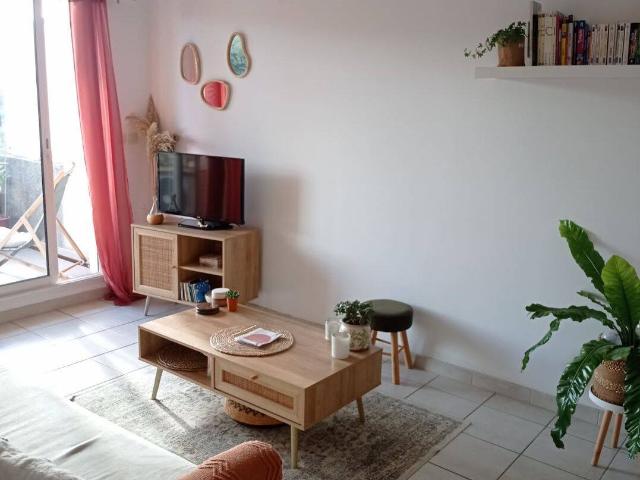 Studio location à Quartier La Sousto, Saint-Rémy-de-Provence