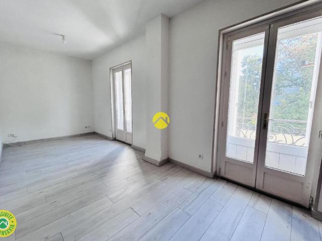 Appartement vente à Néris-les-Bains, Allier