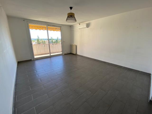 Appartement vente à Saint-Césaire, Nîmes