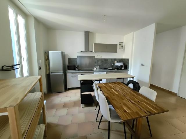 Appartement location à Lotissement les Tuileries 1, Lambesc