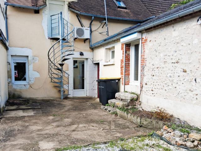 Appartement vente à Montargis, Nevoy
