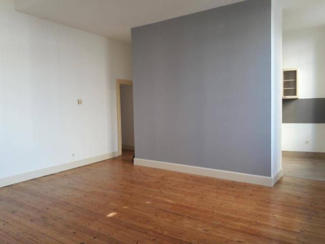 Appartement location à Lissac, Lissac-et-Mouret
