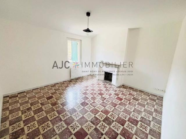 Appartement location à Arles, Cabannes
