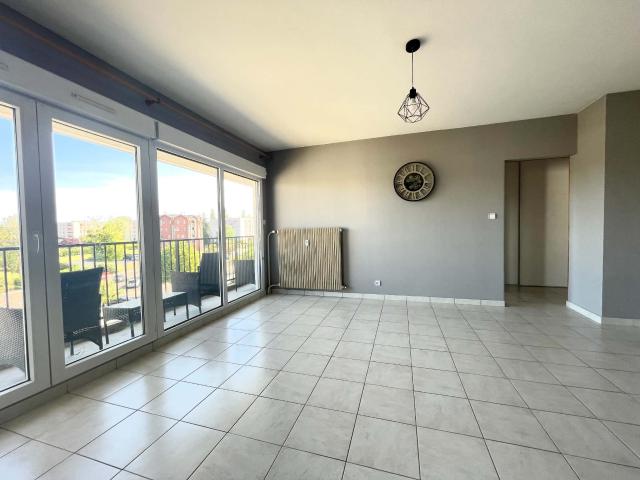 Appartement location à Neufchâteau, Vittel