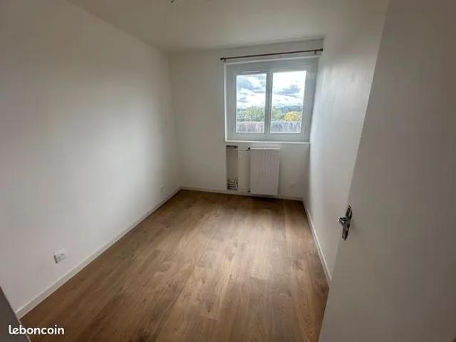 Appartement location à Les Vaux-Mieux, Château-Renard