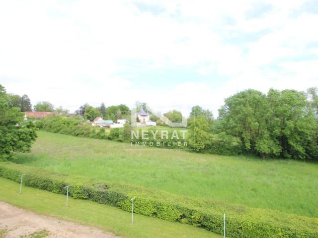 Appartement vente à Louhans-Châteaurenaud, Pierre-de-bresse