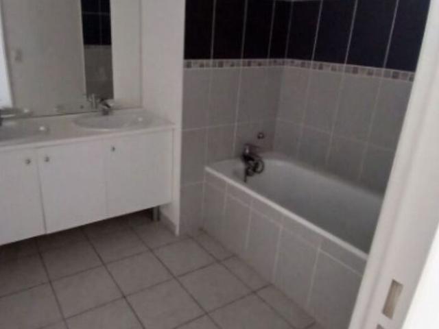 Appartement location à Arrondissement de Toulon, Le Revest-les-eaux