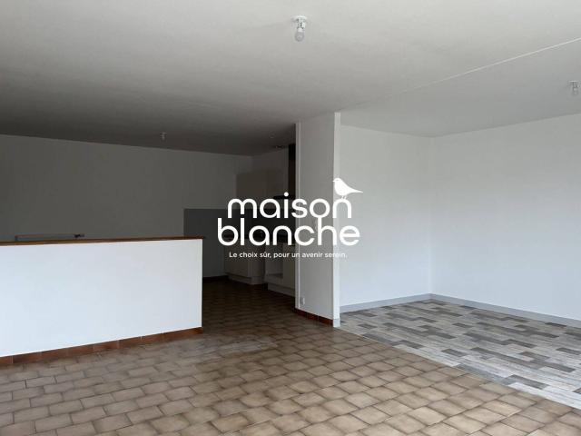 Appartement location à Sous La Jalousie, Gourgé