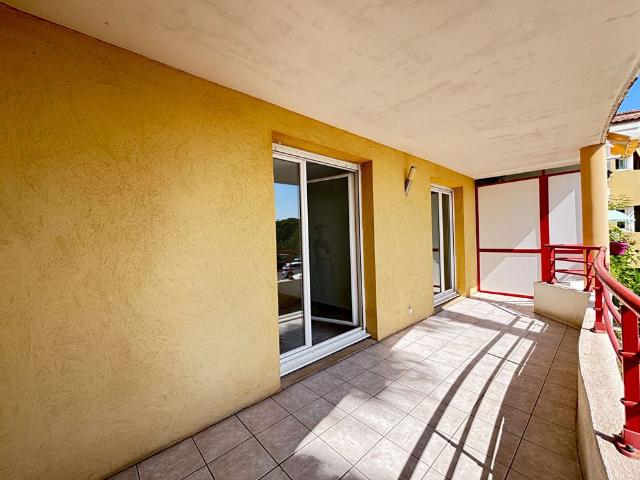 Appartement location à Arrondissement de Toulon, Solliès-pont