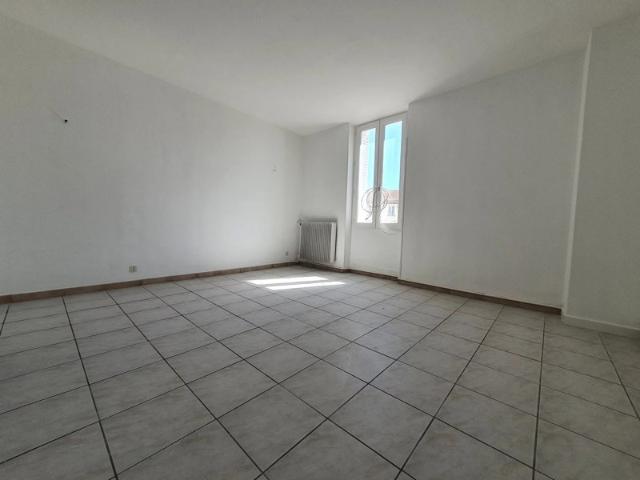 Appartement vente à Privas, Le Teil