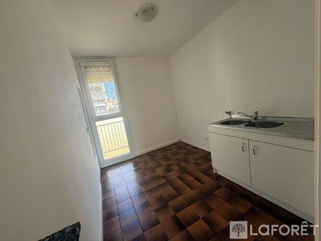 Appartement location à Arrondissement de Draguignan, Saint-raphaël