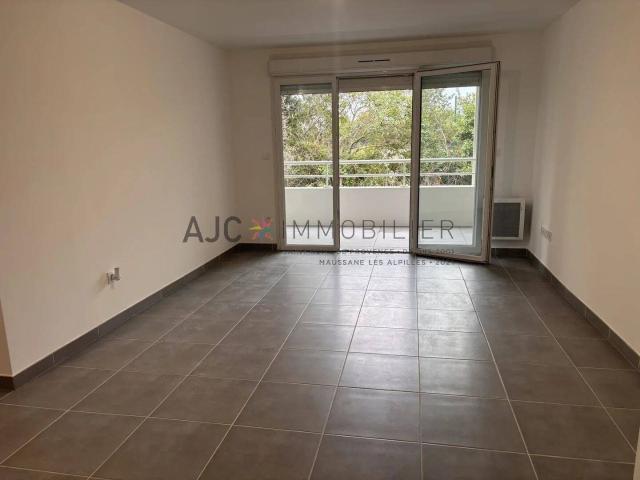 Appartement location à Quartier La Sousto, Saint-Rémy-de-Provence