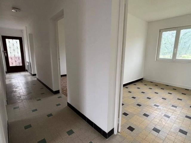 Appartement location à Zone industrielle Les Marosses, Branges